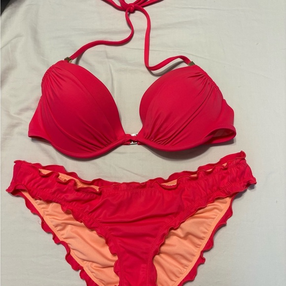 Victoria's Secret Red Bikini - Picture 1 of 4